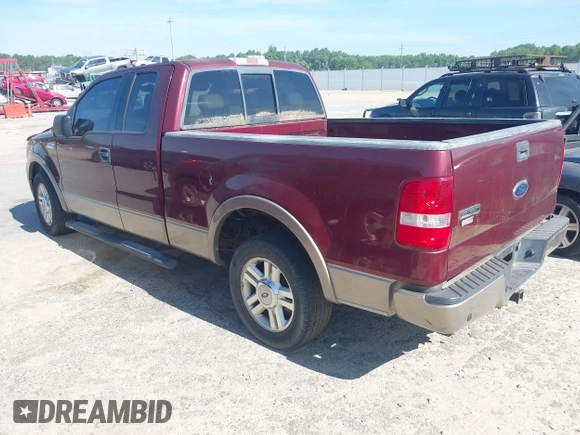 2004 Ford F-150 XL z VIN 1FTPX125X4NB16596, wystawiony jako IAAI lot #42554464 z przebiegiem 199 449 mil mil oraz . Historia ofert i sprzedaży dostępna na DreamBid. Obrazek 3.
