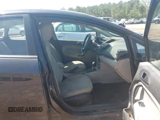2015 Ford Fiesta SE with VIN 3FADP4BJ9FM113645, listed as a IAAI auction lot 41970671 with 138,026 mi miles. Bid and sale history available at carsss.com. Image 5.