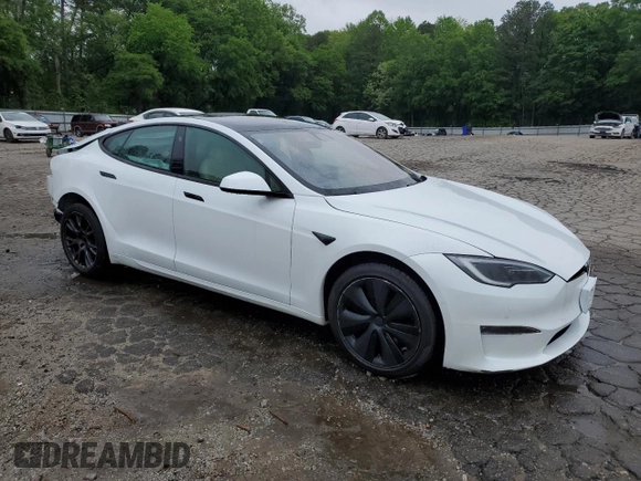 2022 Tesla Model S with VIN 5YJSA1E59NF488969, listed as a Copart auction lot 53686495 with 20,040 mi miles and Salvage Title. Bid and sale history available at DreamBid. Image 4.