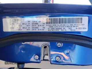 2017 Ram 1500 Big Horn z VIN 3C6RR7LT9HG696402, wystawiony jako Copart lot #42123695 z przebiegiem 128 749 mil mil oraz Szkoda całkowita • Salvage title. Historia ofert i sprzedaży dostępna na DreamBid. Obrazek 12.