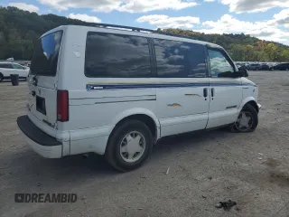 2000 Chevrolet Astro with VIN 1GNEL19W6YB179002, listed as a Copart auction lot 75519494 with 170,331 mi miles and Salvage Title. Bid and sale history available at carsss.com. Image 3.