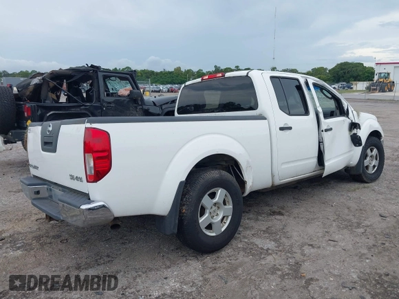 2007 Nissan Frontier SE with VIN 1N6AD09W37C431728, listed as a IAAI auction lot 40173268 with 204,861 mi miles. Bid and sale history available at carsss.com. Image 4.