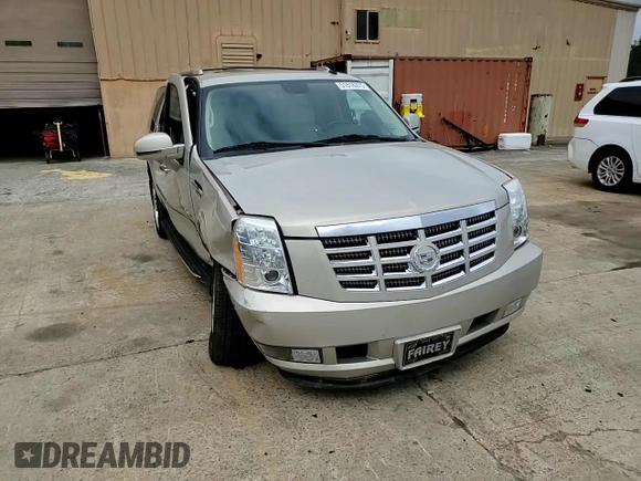 2008 Cadillac Escalade ESV z VIN 1GYFK668X8R195644, wystawiony jako Copart lot #51516375 z przebiegiem 212 510 mil mil oraz Szkoda całkowita • Salvage title. Historia ofert i sprzedaży dostępna na DreamBid. Obrazek 11.