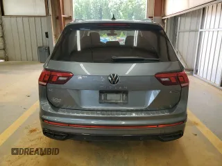2023 Volkswagen Tiguan SE R-Line Black with VIN 3VV8B7AX6PM101974, listed as a Copart auction lot 60465795 with 29,464 mi miles and Salvage title. Bid and sale history available at DreamBid. Image 6.