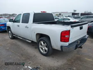 2009 Chevrolet Silverado 1500 LT with VIN 3GCEK23M29G171321, listed as a IAAI auction lot 41626086 with 302,921 mi miles and . Bid and sale history available at DreamBid. Image 3.