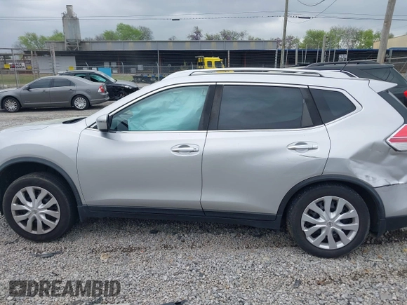 2016 Nissan Rogue SV with VIN JN8AT2MT0GW015301, listed as a IAAI auction lot 41930831 with 113,055 mi miles and . Bid and sale history available at carsss.com. Image 14.