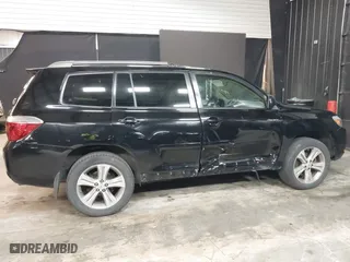 2009 Toyota Highlander Sport with VIN JTEES43A492140190, listed as a IAAI auction lot 41704919 with 137,973 mi miles. Bid and sale history available at carsss.com. Image 6.