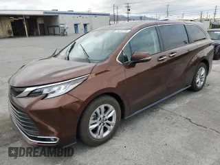 2022 Toyota Sienna Limited with VIN 5TDZSKFC6NS047360, listed as a Copart auction lot 44209795 with 74,625 mi miles and Salvage Title. Bid and sale history available at carsss.com. Image 1.