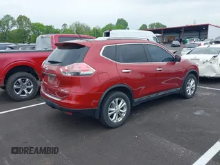 2015 Nissan Rogue SL with VIN 5N1AT2MV0FC778590, listed as a IAAI auction lot 42059832 with 197,167 mi miles and . Bid and sale history available at carsss.com. Image 4.