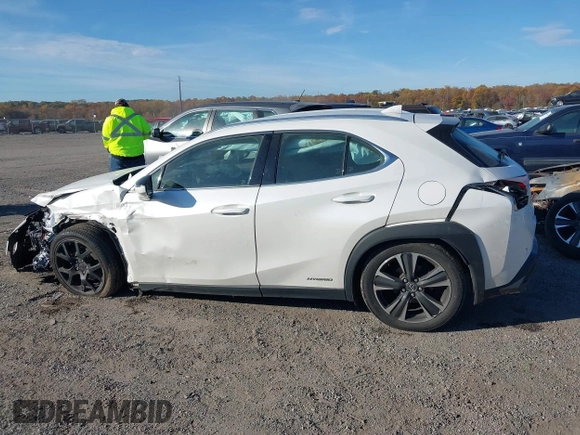 2019 Lexus UX 250h with VIN JTHU9JBH8K2004190, listed as a IAAI auction lot 40701904 with 76,805 mi miles and . Bid and sale history available at DreamBid. Image 15.