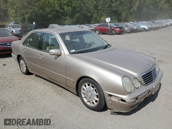 2001 Mercedes-Benz E-Class with VIN WDBJF65J71B362578, listed as a Copart auction lot 72223814 with 0 mi miles and Clean Title. Bid and sale history available at carsss.com. Image 4.