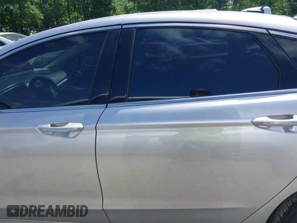 2017 Ford Fusion SE z VIN 3FA6P0HDXHR238713, wystawiony jako IAAI lot #42304140 z przebiegiem 157 630 mil mil oraz . Historia ofert i sprzedaży dostępna na DreamBid. Obrazek 14.