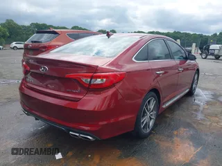 2015 Hyundai Sonata Sport z VIN 5NPE34AB6FH231128, wystawiony jako IAAI lot #42356554 z przebiegiem 177 296 mil mil oraz . Historia ofert i sprzedaży dostępna na DreamBid. Obrazek 4.