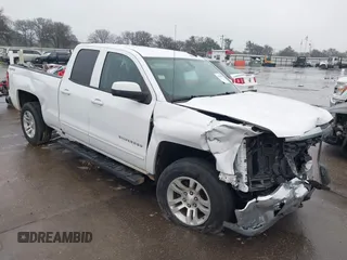 2017 Chevrolet Silverado 1500 LT with VIN 1GCVKREH0HZ191817, listed as a IAAI auction lot 41429830 with 116,332 mi miles. Bid and sale history available at carsss.com. Image 1.
