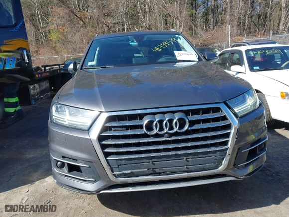 2019 Audi Q7 Prestige with VIN WA1VAAF70KD013429, listed as a IAAI auction lot 41739599 with 73,944 mi miles. Bid and sale history available at carsss.com. Image 12.