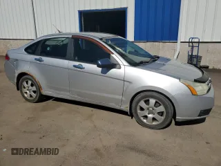 2009 Ford Focus SE z VIN 1FAHP35N29W126266, wystawiony jako Copart lot #56886465 z przebiegiem 420 672 mil mil oraz Czysty tytuł • Clean title. Historia ofert i sprzedaży dostępna na DreamBid. Obrazek 4.