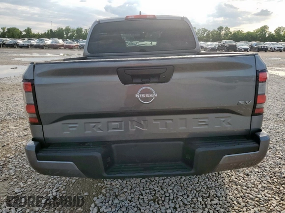 2024 Nissan Frontier SV z VIN 1N6ED1EJ9RN652436, wystawiony jako Copart lot #58829885 z przebiegiem 18 520 mil mil oraz Szkody całkowita. Historia ofert i sprzedaży dostępna na DreamBid. Obrazek 6.