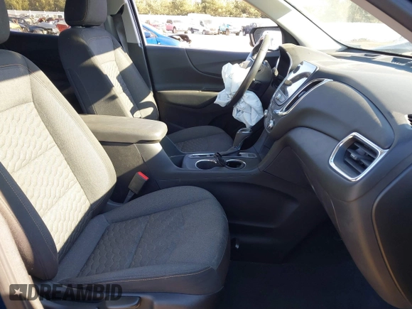 2020 Chevrolet Equinox LT with VIN 2GNAXUEV6L6185542, listed as a IAAI auction lot 41409792 with 56,533 mi miles and . Bid and sale history available at DreamBid. Image 5.