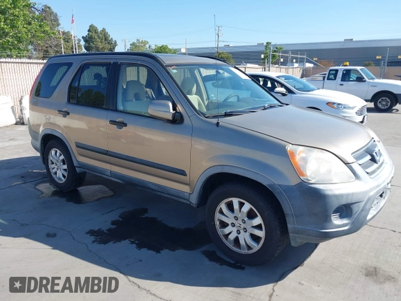 2005 Honda CR-V EX with VIN JHLRD78895C026877, listed as a IAAI auction lot 42129376 with 164,543 mi miles. Bid and sale history available at carsss.com. Image 1.