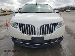 2011 Lincoln MKX with VIN 2LMDJ6JK5BBJ20928, listed as a Copart auction lot 48939245 with 159,518 mi miles and Salvage Title. Bid and sale history available at carsss.com. Image 5.