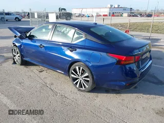 2021 Nissan Altima 2.5 SR with VIN 1N4BL4CV4MN343276, listed as a IAAI auction lot 41122908 with 1 mi miles. Bid and sale history available at carsss.com. Image 3.