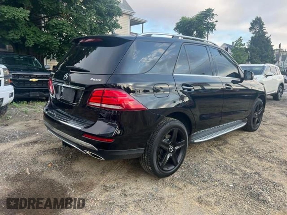 2016 Mercedes-Benz GLE 350 z VIN 4JGDA5HB8GA695782, wystawiony jako Copart lot #65319245 z przebiegiem 161 694 mil mil oraz Czysty tytuł • Clean title. Historia ofert i sprzedaży dostępna na DreamBid. Obrazek 4.