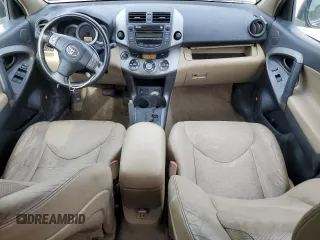 2010 Toyota RAV4 Limited z VIN 2T3DK4DV8AW016887, wystawiony jako Copart lot #59012315 z przebiegiem 187 773 mil mil oraz Szkoda całkowita • Salvage title. Historia ofert i sprzedaży dostępna na DreamBid. Obrazek 8.
