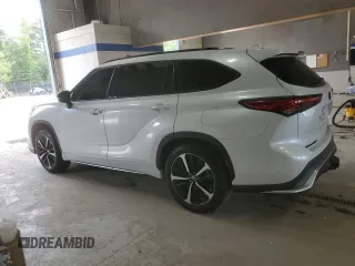2022 Toyota Highlander XSE z VIN 5TDLZRBH2NS206872, wystawiony jako Copart lot #59870635 z przebiegiem 45 014 mil mil oraz Szkoda całkowita • Salvage title. Historia ofert i sprzedaży dostępna na DreamBid. Obrazek 2.