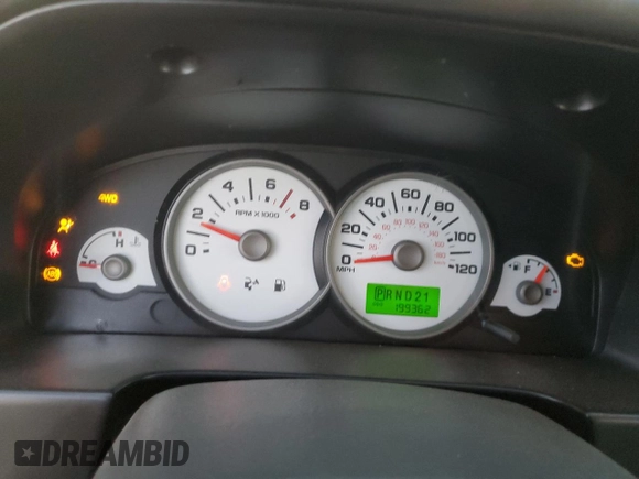 2005 Ford Escape XLT with VIN 1FMCU93105KD29752, listed as a Copart auction lot 73687754 with 199,362 mi miles and Salvage Title. Bid and sale history available at carsss.com. Image 9.
