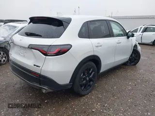 2024 Honda HR-V Sport with VIN 3CZRZ1H56RM701455, listed as a IAAI auction lot 38568407 with 2,763 mi miles. Bid and sale history available at carsss.com. Image 4.