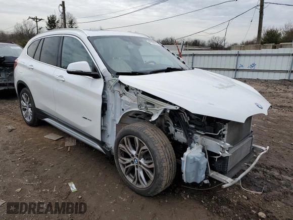2016 BMW X1 xDrive28i with VIN WBXHT3C36GP884211, listed as a Copart auction lot 41121133 with 62,282 mi miles. Bid and sale history available at carsss.com. Image 4.