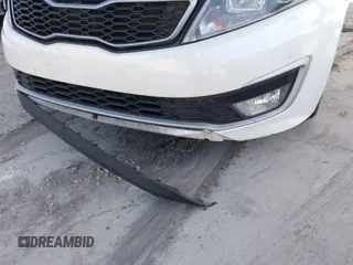 2013 Kia Optima EX z VIN KNAGM4AD7D5061931, wystawiony jako IAAI lot #42182535 z przebiegiem Nie podano mil oraz . Historia ofert i sprzedaży dostępna na DreamBid. Obrazek 6.