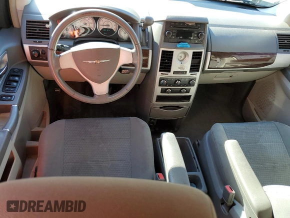 2010 Chrysler Town & Country Touring with VIN 2A4RR5D18AR373236, listed as a Copart auction lot 50082795 with 281,112 mi miles and Salvage Title. Bid and sale history available at DreamBid. Image 8.