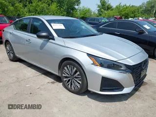 2024 Nissan Altima SV with VIN 1N4BL4DV8RN429423, listed as a IAAI auction lot 42377766 with 21,524 mi miles and . Bid and sale history available at DreamBid. Image 1.