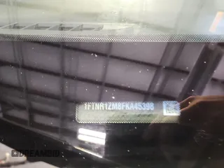 2015 Ford Transit Cargo z VIN 1FTNR1ZM8FKA45398, wystawiony jako IAAI lot #42521006 z przebiegiem 111 526 mil mil oraz . Historia ofert i sprzedaży dostępna na DreamBid. Obrazek 13.