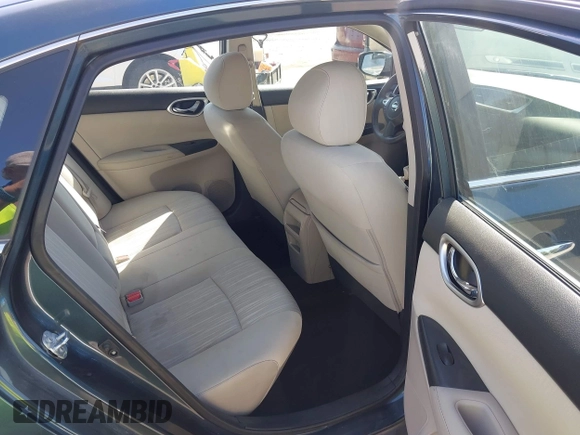 2017 Nissan Sentra S z VIN 3N1AB7AP3HY240179, wystawiony jako IAAI lot #42391806 z przebiegiem 91 939 mil mil oraz . Historia ofert i sprzedaży dostępna na DreamBid. Obrazek 8.