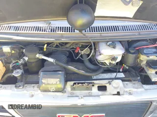 1993 GMC Vandura z VIN 1GDEG25KXPF515274, wystawiony jako IAAI lot #41663966 z przebiegiem 112 288 mil mil oraz . Historia ofert i sprzedaży dostępna na DreamBid. Obrazek 10.
