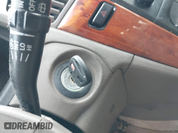 2002 Lexus RX 300 with VIN JTJGF10U520121239, listed as a IAAI auction lot 41927834 with 200,392 mi miles and . Bid and sale history available at DreamBid. Image 11.