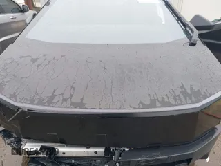 2024 Tesla Cybertruck z VIN 7G2CEHED6RA048460, wystawiony jako IAAI lot #42433721 z przebiegiem 8 019 mil mil oraz . Historia ofert i sprzedaży dostępna na DreamBid. Obrazek 10.