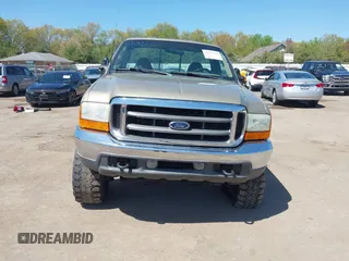 2001 Ford F-250 XL z VIN 1FTNF21L91EC17897, wystawiony jako IAAI lot #42216133 z przebiegiem 220 682 mil mil oraz . Historia ofert i sprzedaży dostępna na DreamBid. Obrazek 12.