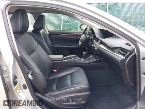 2013 Lexus ES 250 с VIN JTHBK1GG2D2074928, выставлен на аукционе IAAI как лот 41879132 с пробегом 108 932 миль миль и . История ставок и продаж доступна на DreamBid. Изображение 5.