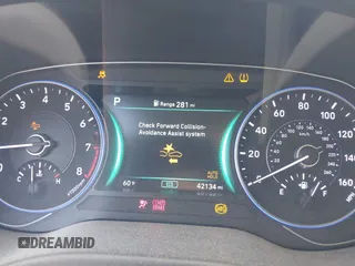 2022 Hyundai Palisade SEL z VIN KM8R44HE3NU418521, wystawiony jako IAAI lot #41919824 z przebiegiem 42 134 mil mil oraz . Historia ofert i sprzedaży dostępna na DreamBid. Obrazek 7.
