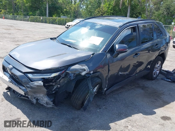 2022 Toyota RAV4 XLE with VIN 2T3W1RFV5NW202544, listed as a IAAI auction lot 42295293 with 60,759 mi miles and . Bid and sale history available at DreamBid. Image 18.