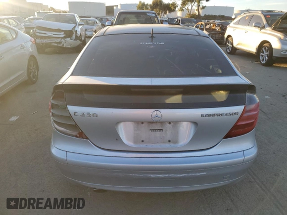 2002 Mercedes-Benz C 230/260/280/320 with VIN WDBRN47J12A169440, listed as a Copart auction lot 88364835 with 206,009 mi miles and Salvage Title. Bid and sale history available at DreamBid. Image 6.