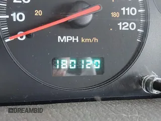 2000 Jeep Grand Cherokee Limited with VIN 1J4GW58N1YC395806, listed as a IAAI auction lot 42267747 with 180,120 mi miles and . Bid and sale history available at DreamBid. Image 7.