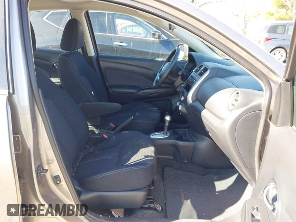 2014 Nissan Versa S with VIN 3N1CN7AP5EK451432, listed as a IAAI auction lot 41818916 with 126,190 mi miles. Bid and sale history available at carsss.com. Image 5.
