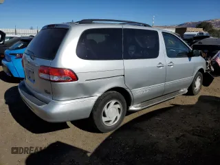 2002 Toyota Sienna LE with VIN 4T3ZF13C62U503080, listed as a Copart auction lot 76795704 with 0 mi miles and Non Repairable. Bid and sale history available at carsss.com. Image 3.