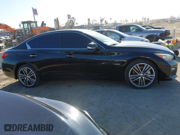2014 Infiniti Q50 Hybrid Sport with VIN JN1AV7AR1EM701435, listed as a IAAI auction lot 41479140 with 154,338 mi miles. Bid and sale history available at carsss.com. Image 13.