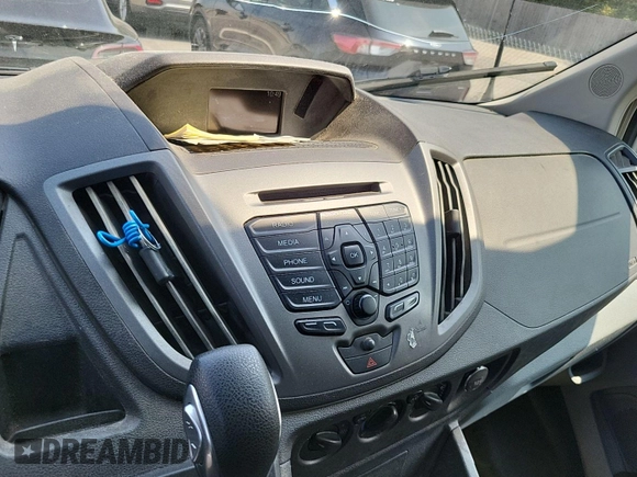 2017 Ford Transit с VIN 1FTYR1YM7HKA85280, выставлен на аукционе IAAI как лот 42617671 с пробегом 180 198 миль миль и . История ставок и продаж доступна на DreamBid. Изображение 31.
