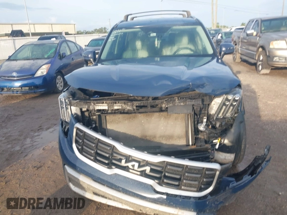 2023 Kia Telluride S with VIN 5XYP6DGC7PG374940, listed as a IAAI auction lot 42422900 with 38,813 mi miles and . Bid and sale history available at DreamBid. Image 12.